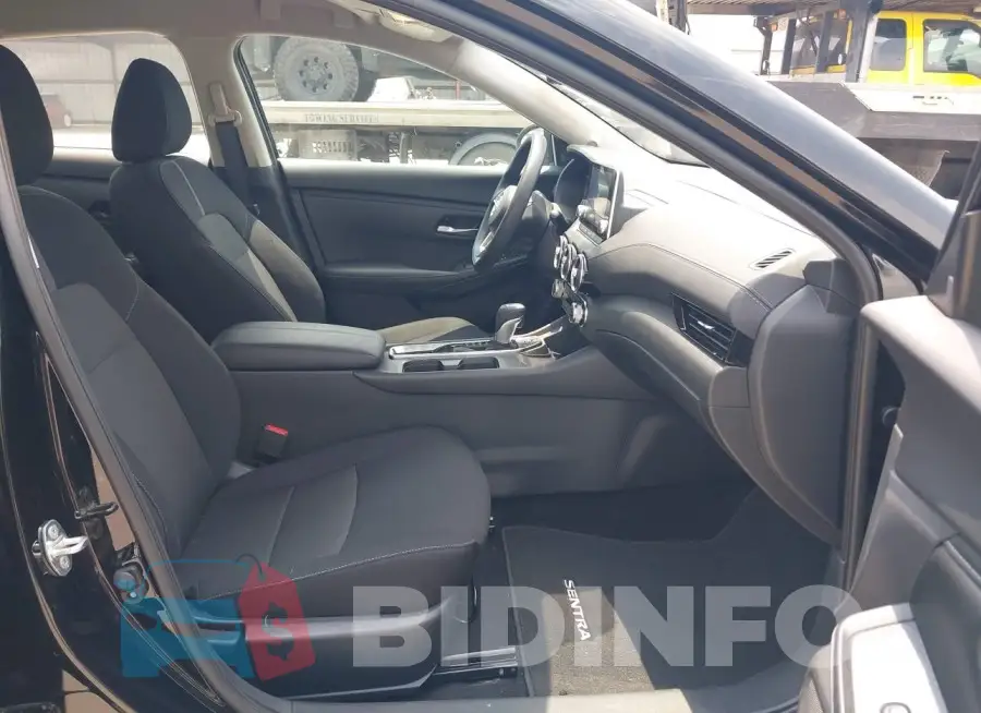 3N1AB8CV9RY282746 Photo# 5