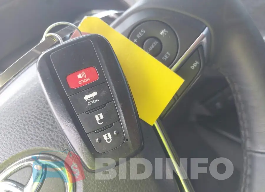 4T1B11HK8KU709865 Photo# 11