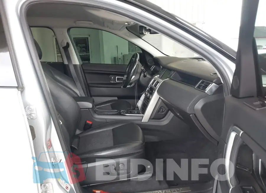 SALCP2RX8JH744607 Photo# 5