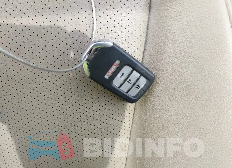 1HGCR3F89FA001041 Photo# 11