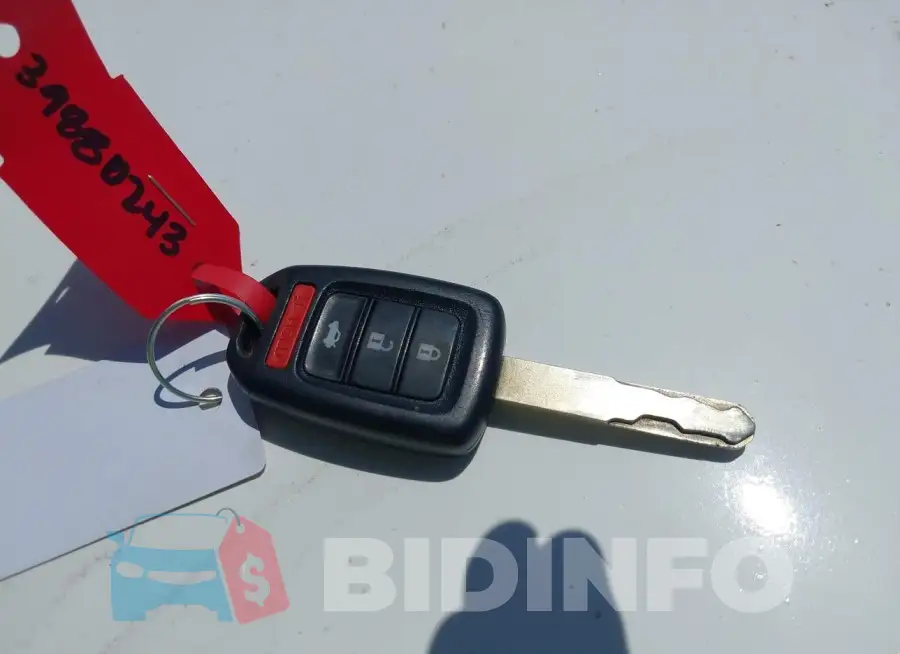 1HGCR2F19HA208142 Photo# 11