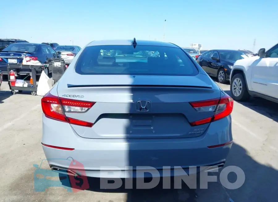 1HGCV2F35NA022848 Photo# 17