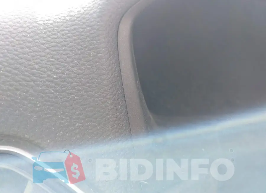 1HGCV2F55JA038477 Photo# 7