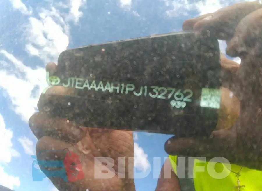 JTEAAAAH1PJ132762 Photo# 9