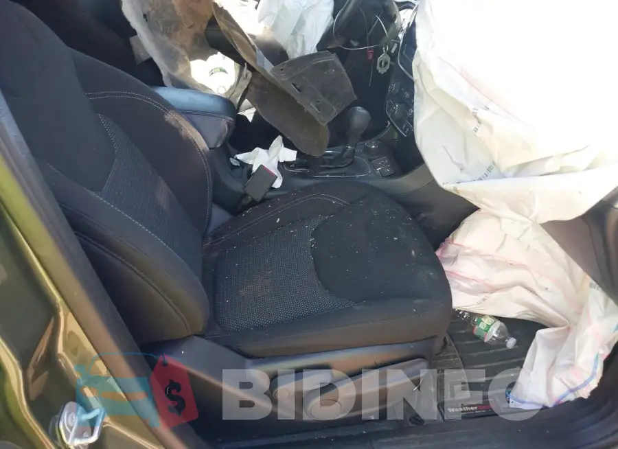 1C4PJMCX9KD350363 Photo# 5