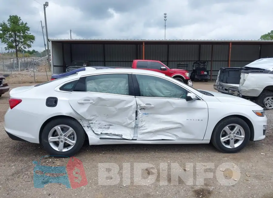 1G1ZD5ST5RF107628 Photo# 6