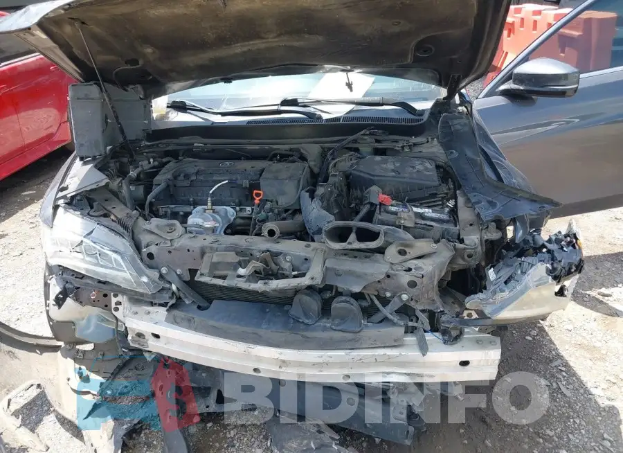 19UUB1F55FA008913 Photo# 10