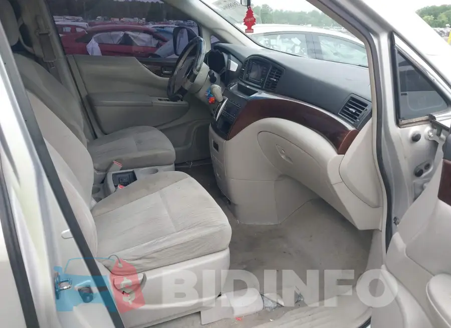 JN8AE2KP9F9122019 Photo# 5
