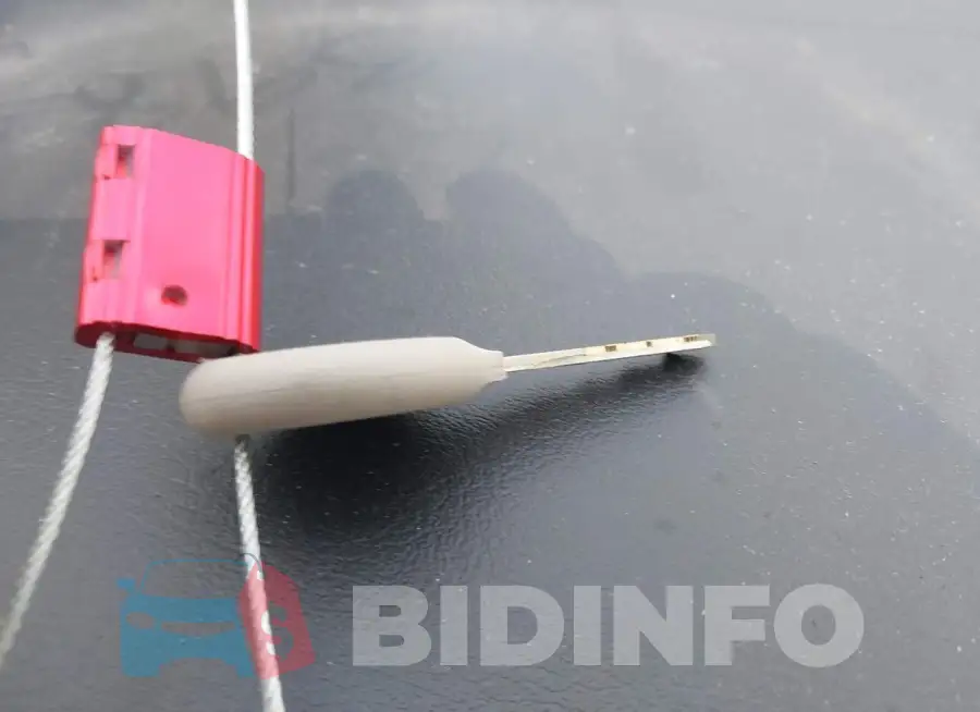 1C4NJCBA7GD611267 Photo# 11