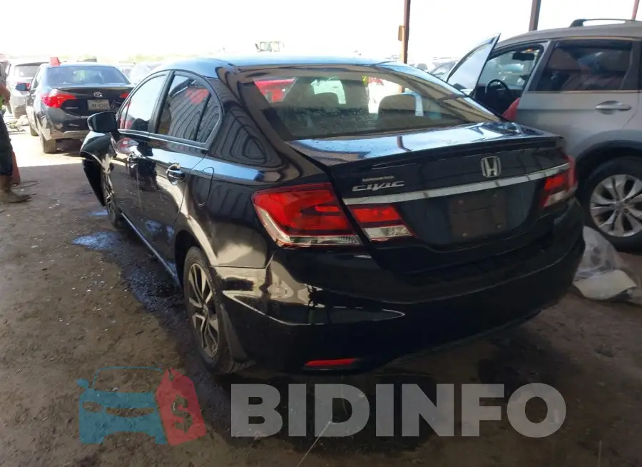 19XFB2F82FE009070 Photo# 3