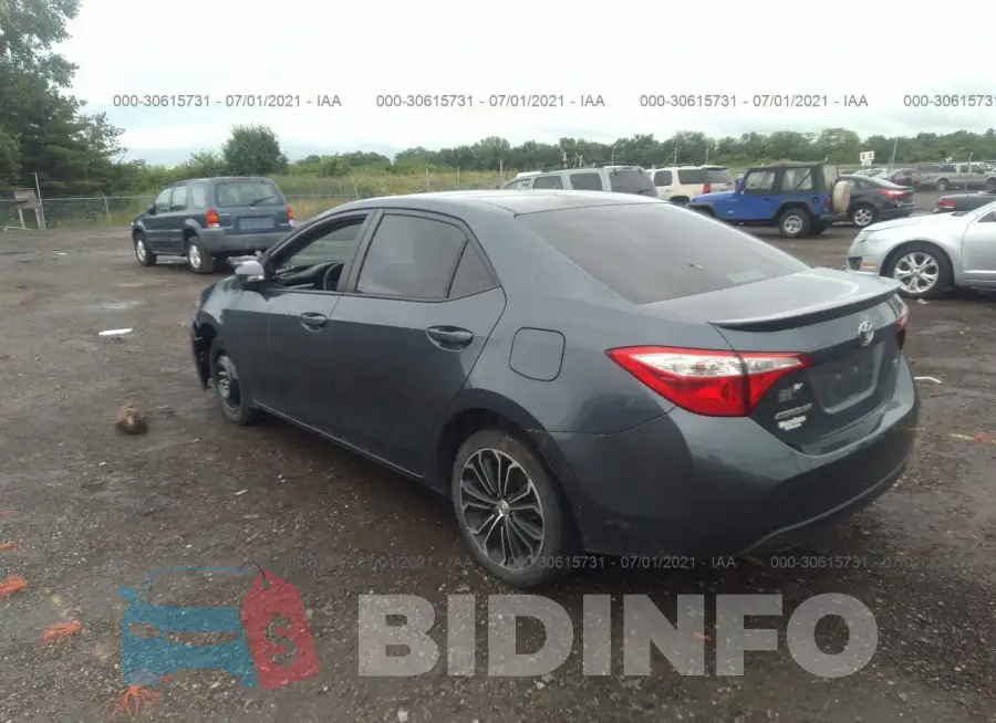 2T1BURHE4FC462013 Photo# 3