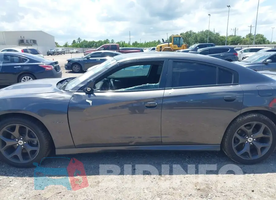 2C3CDXCT2KH575753 Photo# 14
