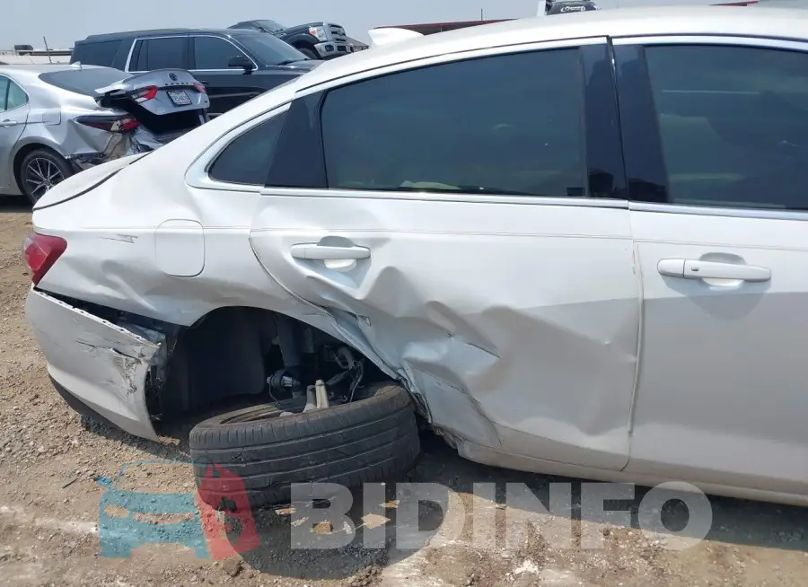 1G1ZD5ST6KF197720 Photo# 17