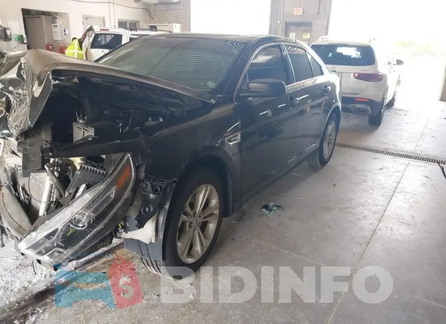 1FAHP2D89FG160152 Photo# 2