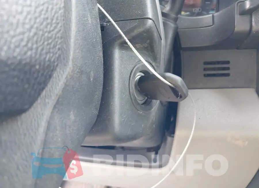 1FTMF1CB3JKD52272 Photo# 11