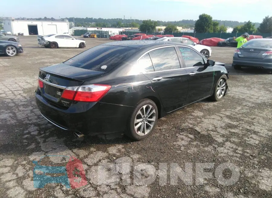 1HGCR2F58FA175862 Photo# 4