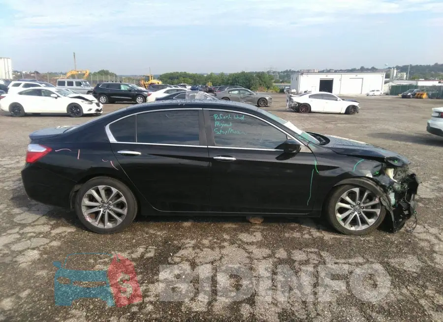 1HGCR2F58FA175862 Photo# 13