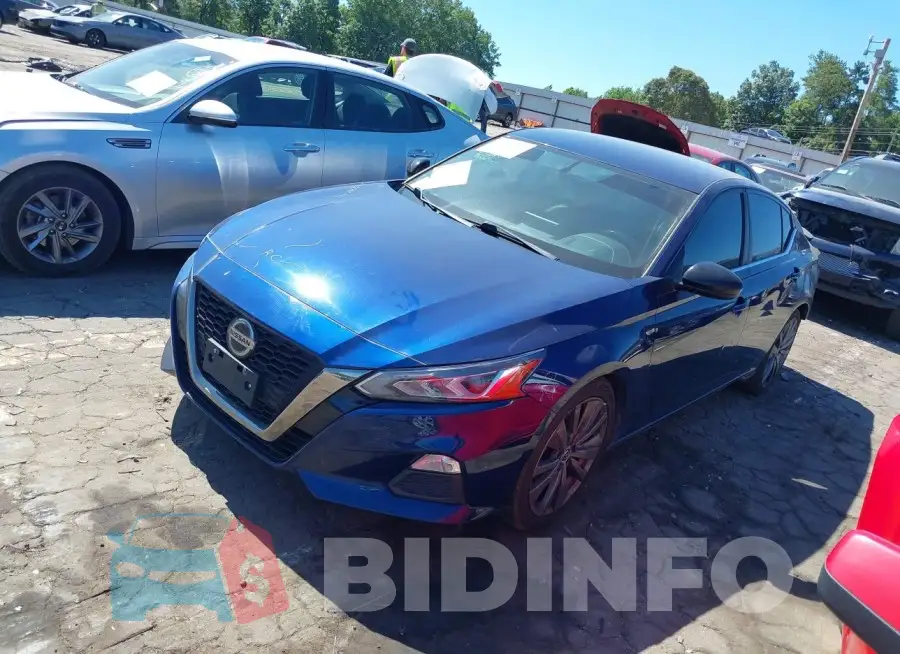 1N4BL4CV7KC173682 Photo# 2