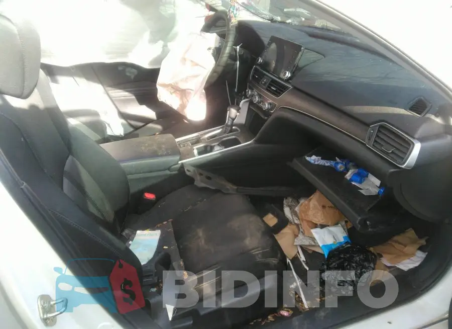 1HGCV1F45JA261832 Photo# 5