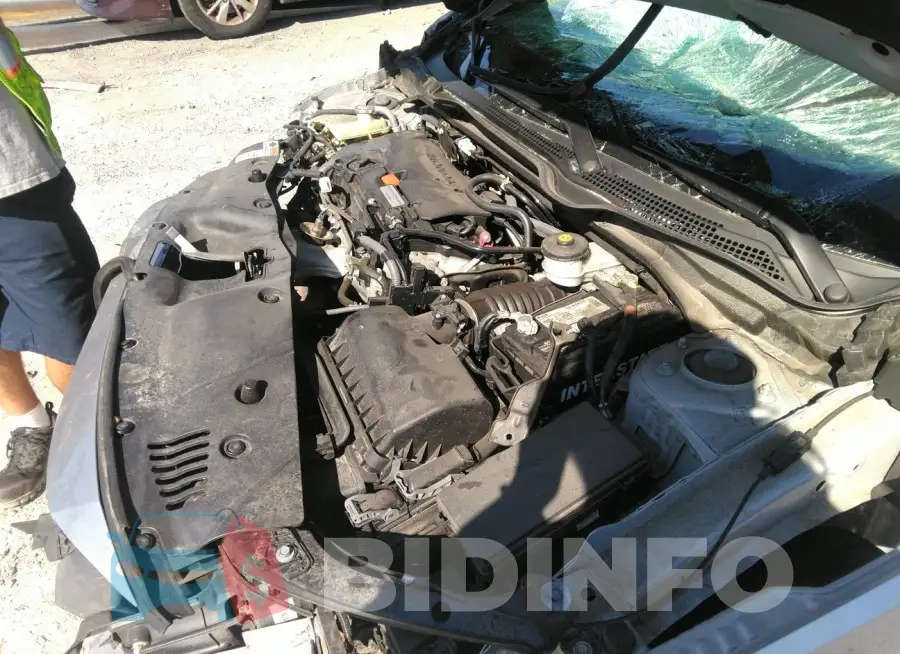 2HGFC2F6XKH592032 Photo# 10