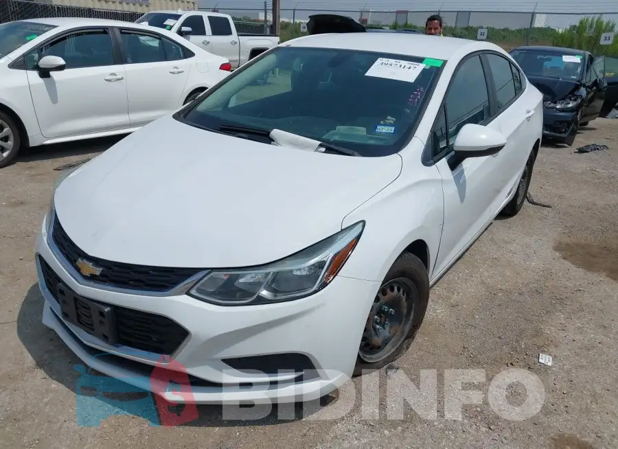 1G1BC5SM9J7158917 Photo# 2