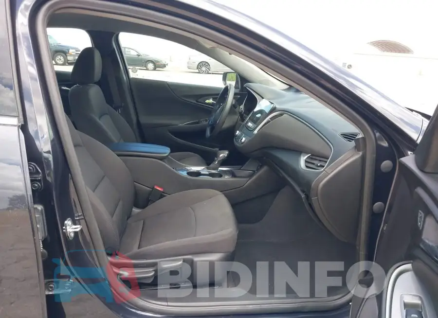 1G1ZD5ST2PF187094 Photo# 5