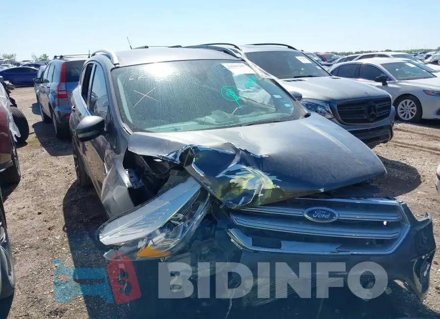 1FMCU0J9XHUF06708 Photo# 12