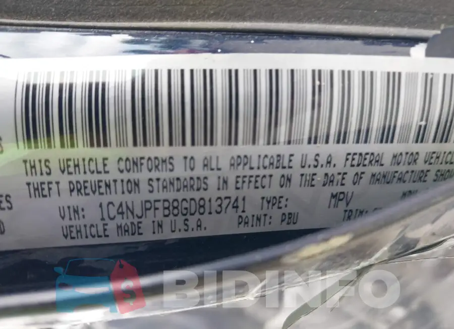 1C4NJPFB8GD813741 Photo# 9