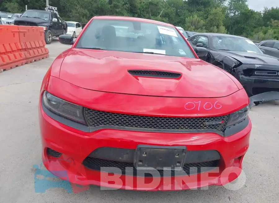 2C3CDXHG4PH530106 Photo# 12