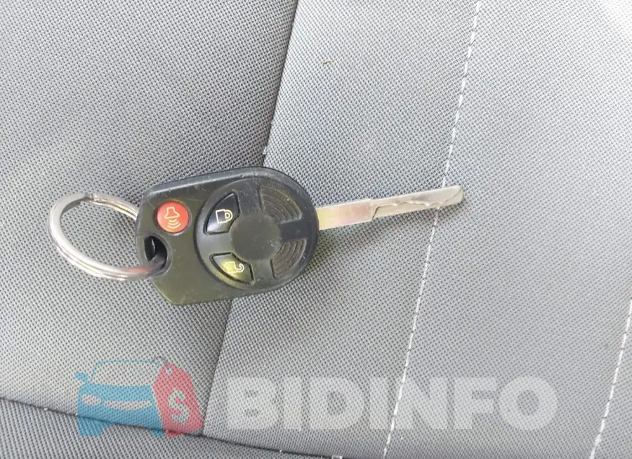 1FMCU0G79GUA81664 Photo# 11