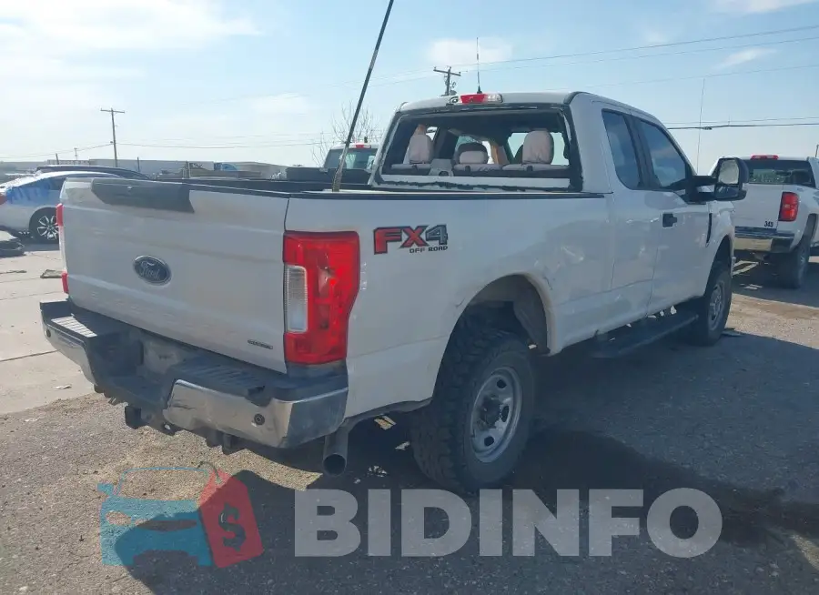 1FT7X2B63KEE90057 Photo# 4