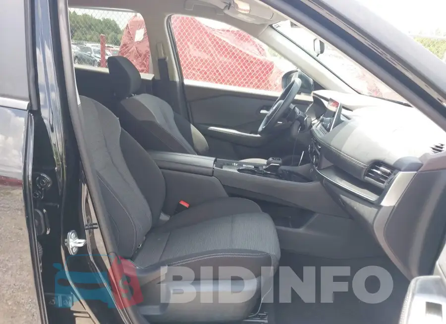 5N1BT3BA3PC931247 Photo# 5