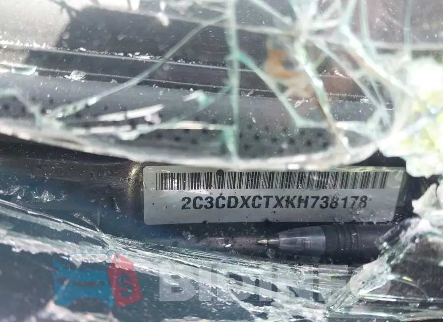 2C3CDXCTXKH738178 Photo# 9