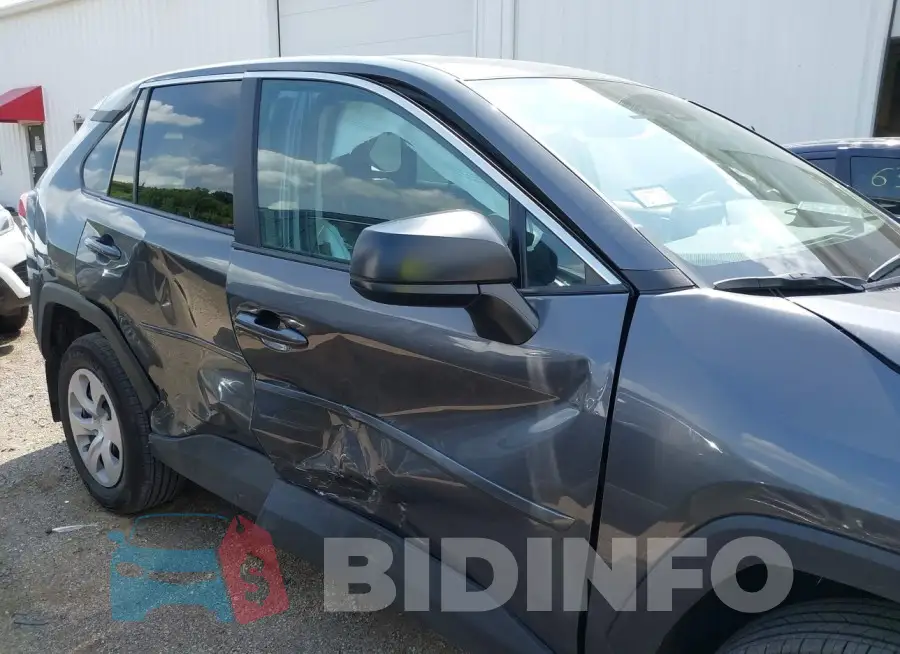 2T3F1RFV6PW393958 Photo# 6