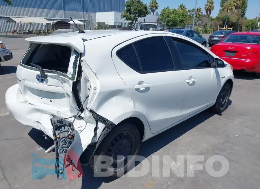 JTDKDTB34E1574429 Photo# 4