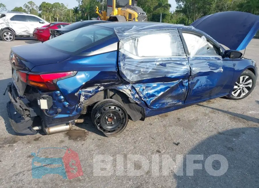 1N4BL4BV8MN335764 Photo# 6