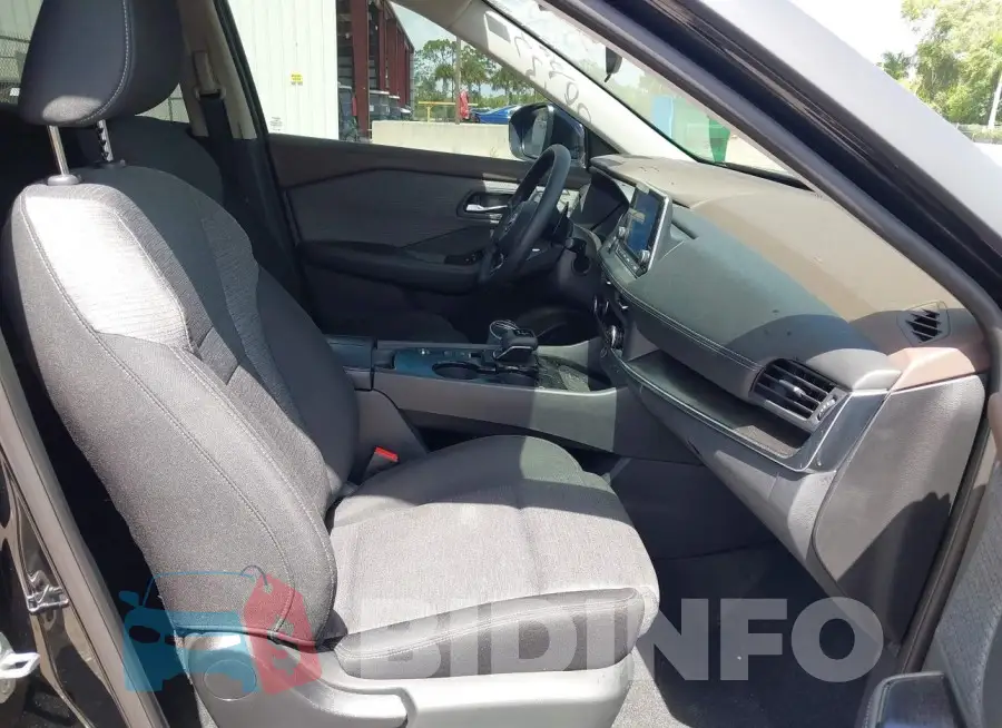 5N1BT3BA9PC764232 Photo# 5