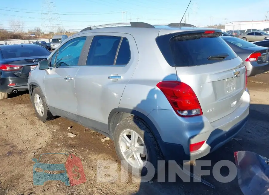 KL7CJLSB1JB704737 Photo# 3