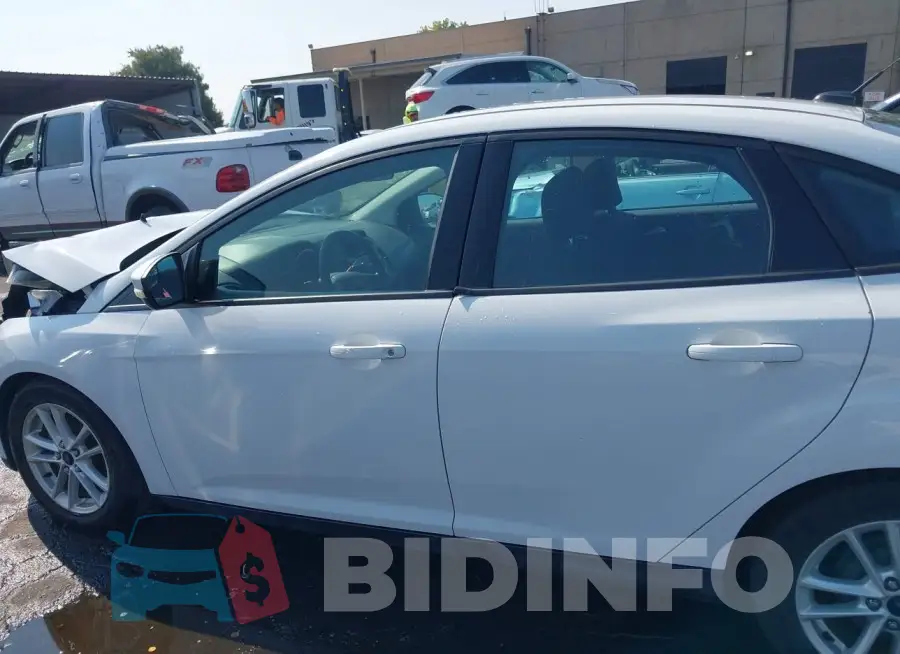 1FADP3F21GL268609 Photo# 14