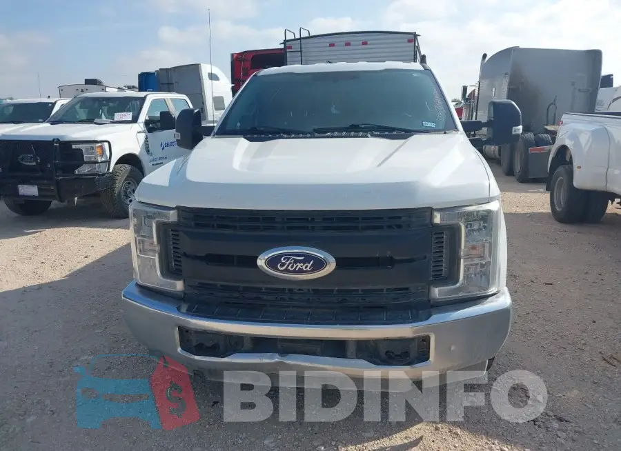 1FT7X2A63JEB42386 Photo# 12