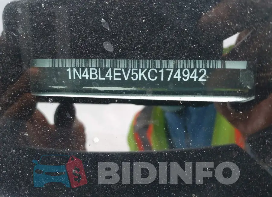 1N4BL4EV5KC174942 Photo# 9