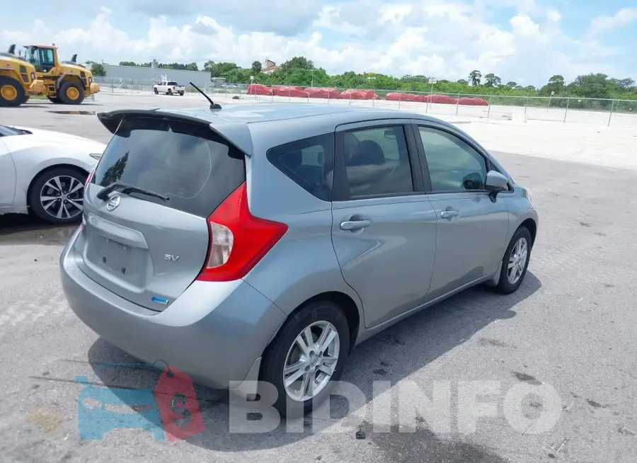 3N1CE2CP6FL384111 Photo# 4