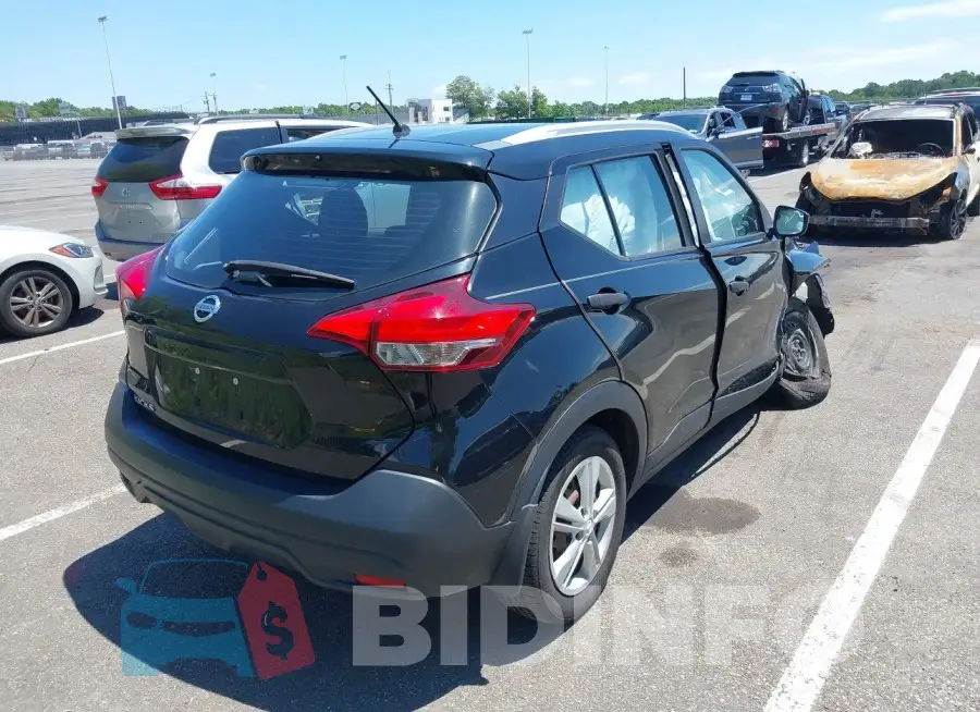 3N1CP5CU7KL470782 Photo# 4