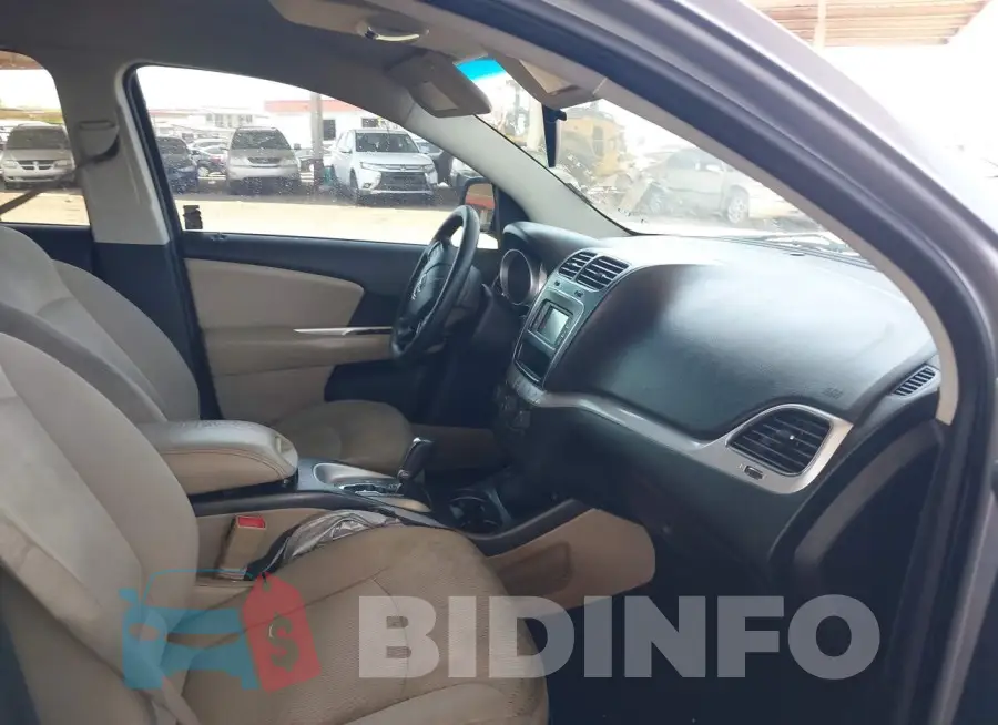 3C4PDCAB1GT101422 Photo# 5
