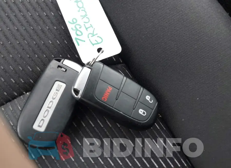 3C4PDCBG8GT138249 Photo# 11