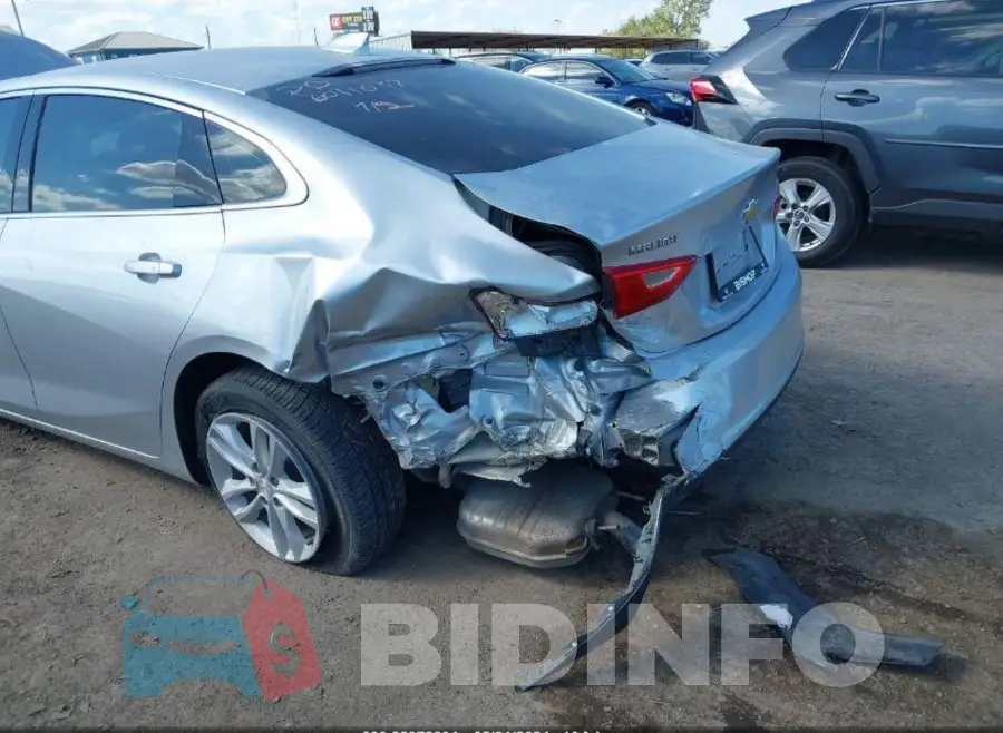 1G1ZD5ST5JF139712 Photo# 6
