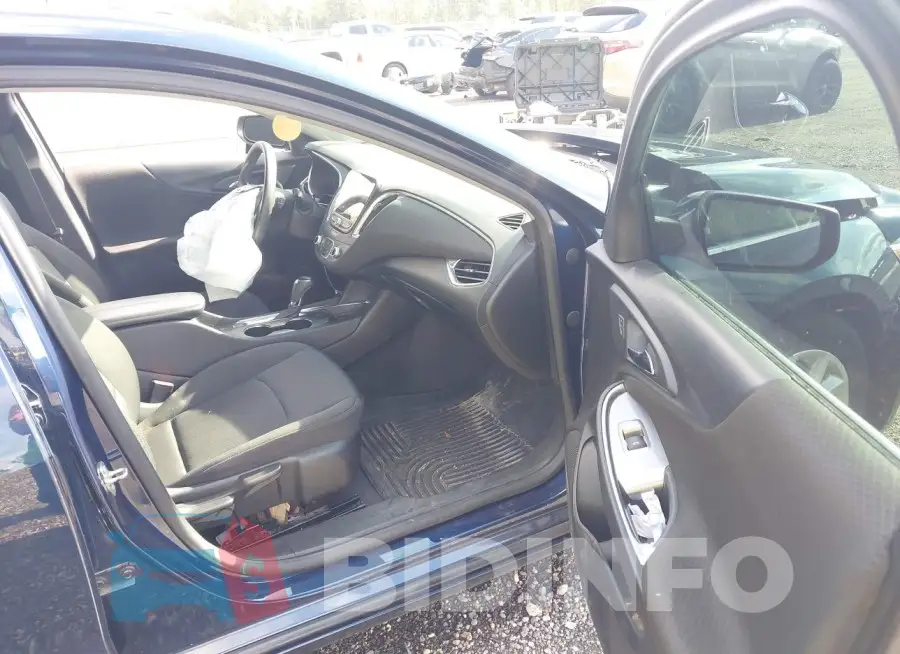 1G1ZD5ST7LF011149 Photo# 5
