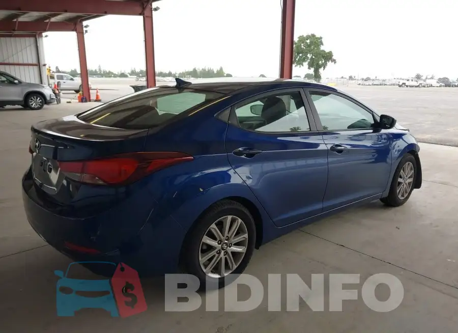 5NPDH4AE8FH586597 Photo# 4