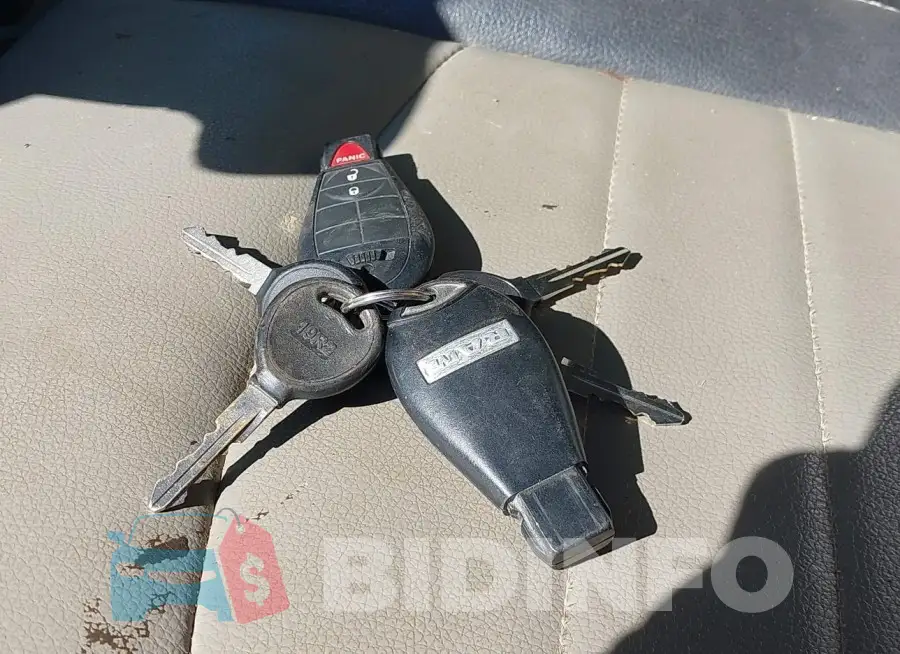 3C63RRGL6EG151412 Photo# 10