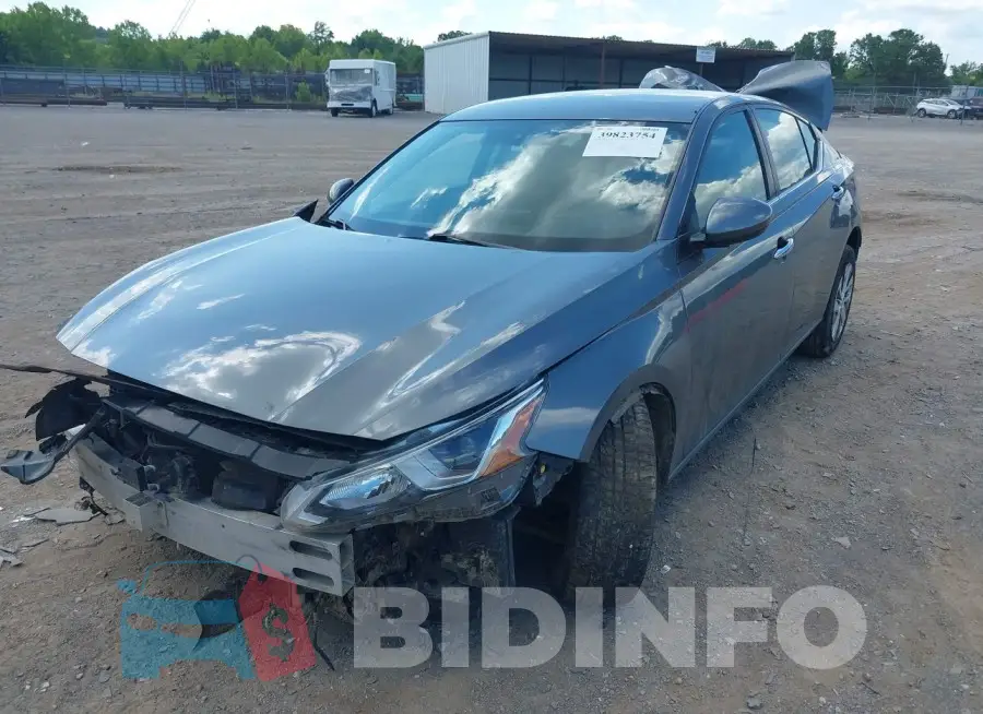 1N4BL4BV2LC218689 Photo# 2